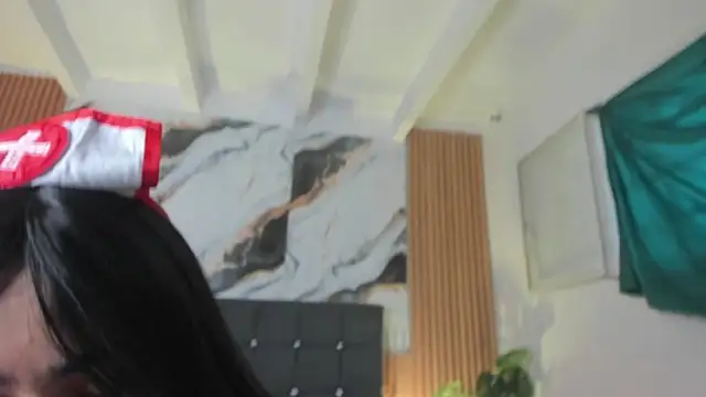 ALEJA R01 online show from March 6, 8:48 pm