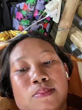 Moonlight695 online show from March 4, 5:14 am