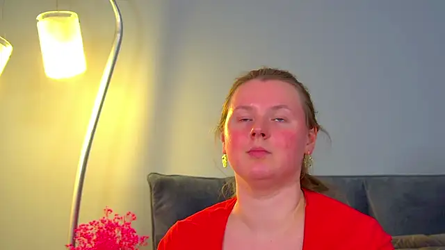 MelodyMoores online show from March 27, 8:26 am