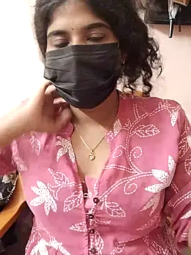 Sunitha28 online show from March 29, 6:40 pm