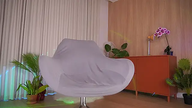  Sofia 8meow online show from April 18, 5:26 pm