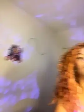 ThePrettyTiana online show from April 9, 11:32 pm