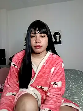mollywee online show from May 5, 11:13 am