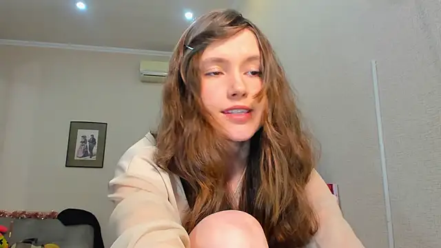 MaryannSofts online show from March 27, 2:40 pm