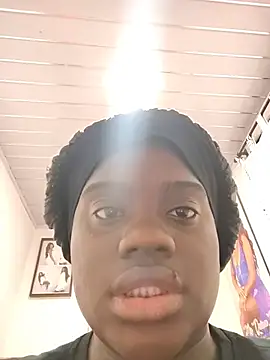 YourLiaa  online show from April 18, 2:36 am