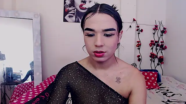 Candyy doll   online show from April 20, 7:50 pm