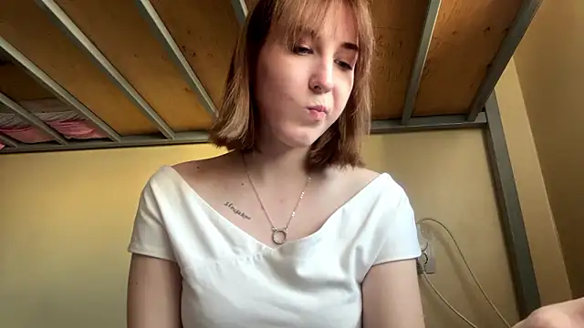 AquilineOrites online show from March 10, 6:39 am