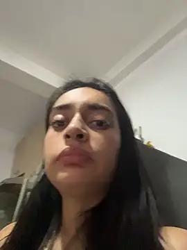 leilani X online show from April 24, 2:20 pm