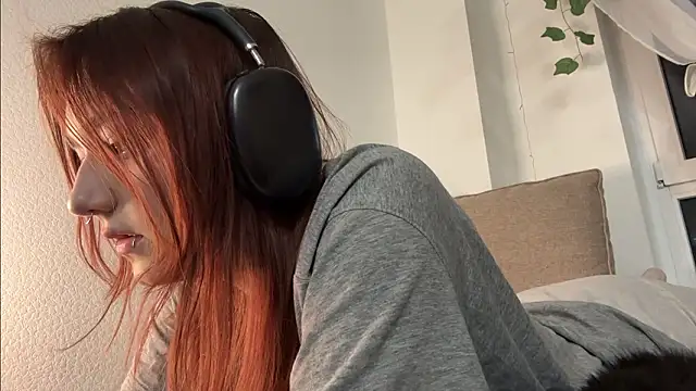 EunTurton online show from March 21, 12:15 am