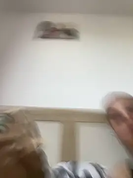 Giullyaxxx online show from April 17, 8:16 am