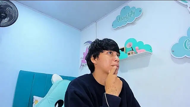 ivyheat3 online show from April 24, 3:42 am