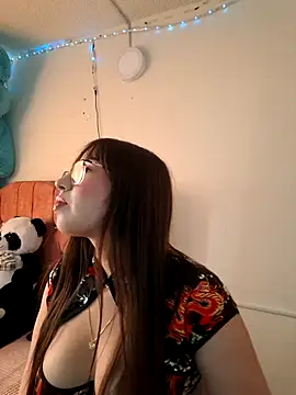  scarlettmoon online show from March 17, 7:07 pm