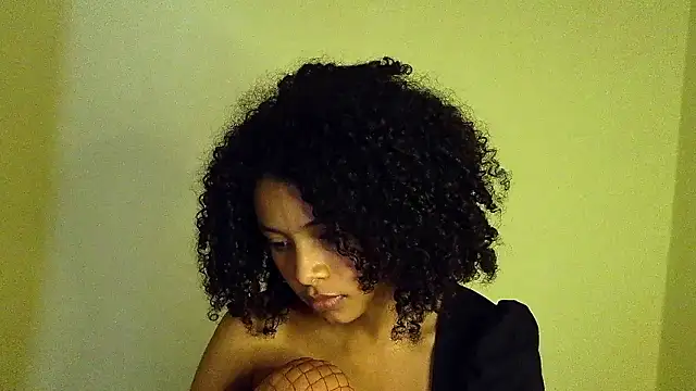 Larita curly online show from March 25, 12:16 am