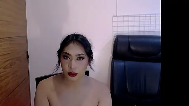 bigcock sassy69 online show from April 5, 7:24 pm