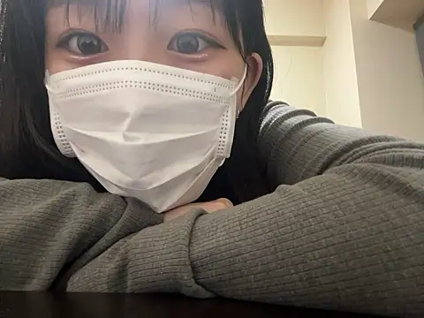 ui  0o online show from April 13, 1:23 pm