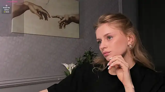 Mickey Milk online show from May 4, 6:44 pm