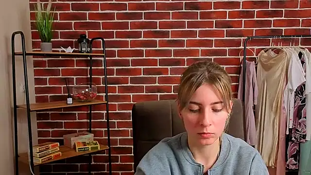 RebeccaaNelson online show from March 24, 2:22 pm