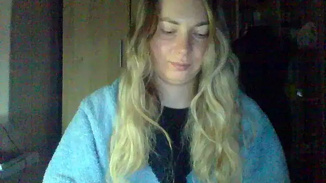 Mollie365 online show from March 14, 1:50 am