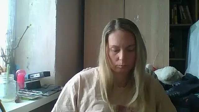 Mollie365 online show from April 17, 9:55 am