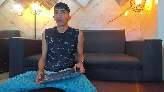 Angelo Blessed online show from June 17, 7:04 pm