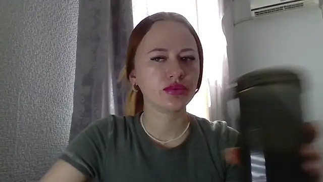 Whisper Of Desire online show from March 14, 12:06 pm