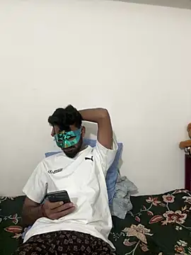 Manpreet057 online show from August 6, 5:09 pm