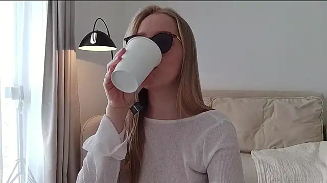 LittleForestELF2 online show from April 8, 7:43 am