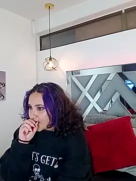 Liily Foxxy online show from May 28, 10:57 am