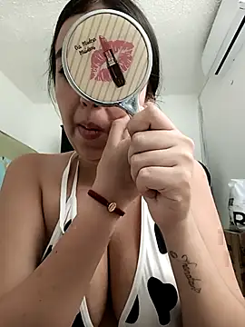 Kitty Loveee online show from May 4, 8:12 pm