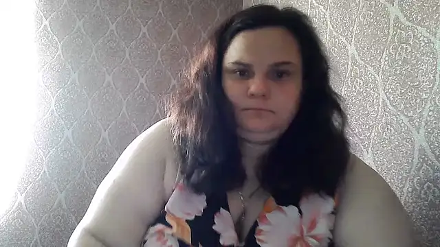 DollyGersonn online show from June 10, 8:02 am