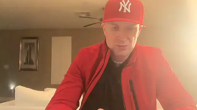 Naughty Ken Barbie-69 online show from April 18, 7:55 am