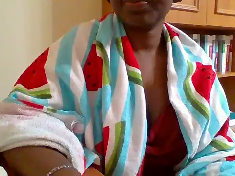 melaninebony2 online show from March 22, 8:20 am