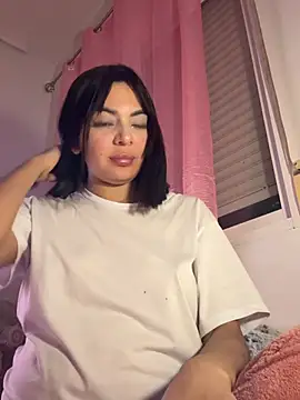 emilysixtin online show from March 11, 8:33 pm