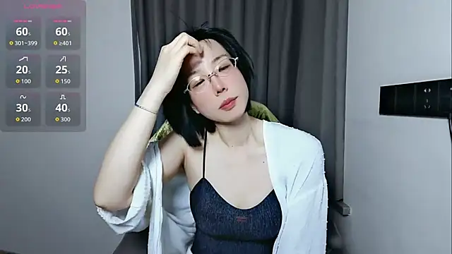 lin lin 520 520 online show from April 23, 5:15 pm