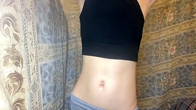 Lollybomb online show from April 2, 9:12 pm