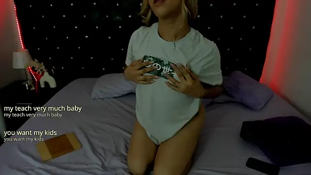 BellaRoge online show from June 9, 6:02 am