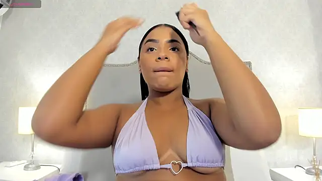 lilly williamss online show from May 2, 1:20 am
