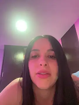 leila moretti online show from April 29, 10:04 pm