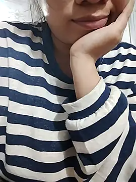 Ninakey999 online show from March 11, 12:52 pm