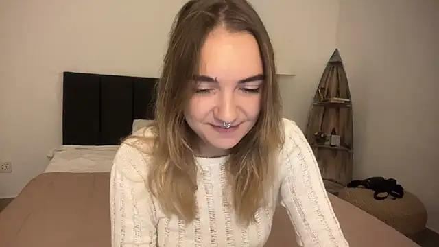 RoxyWet online show from April 3, 1:42 pm