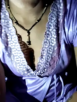 Hot lady234 online show from April 22, 5:15 am