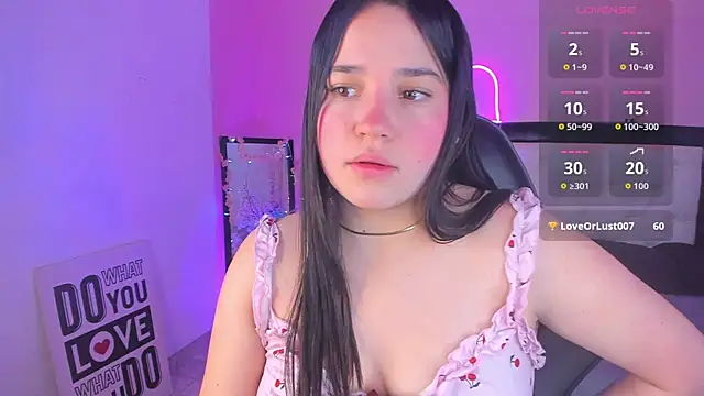Julieth Caandy online show from July 1, 12:26 pm