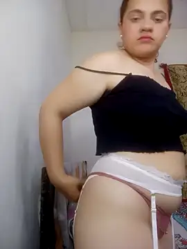 antonelared18 online show from March 18, 2:27 am