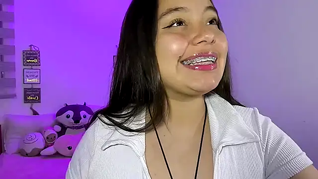 cherry valeria online show from August 4, 5:46 am