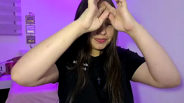 cherry valeria online show from July 3, 3:01 am