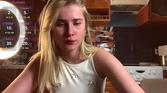 ivygenesis online show from April 1, 4:48 pm