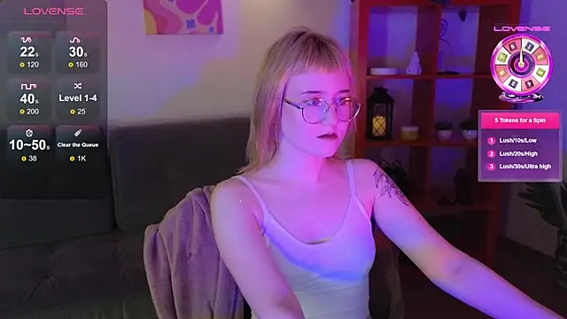 TheaQuill online show from April 26, 4:59 pm