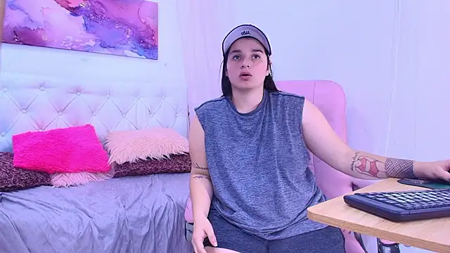 aidanaandvictoria online show from March 23, 5:52 pm