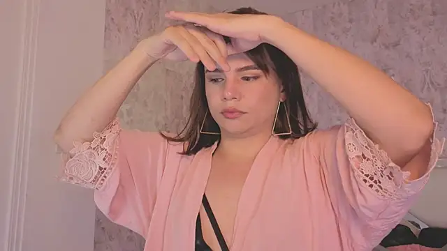 april summer  online show from April 17, 9:50 pm