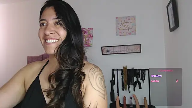 violeta scott online show from August 3, 4:12 pm